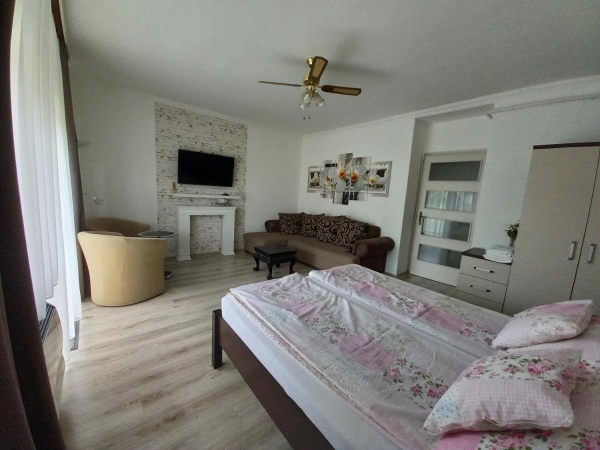 Kardos Apartman 德布勒森 外观 照片