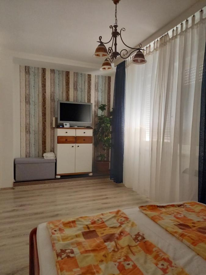 Kardos Apartman 德布勒森 外观 照片